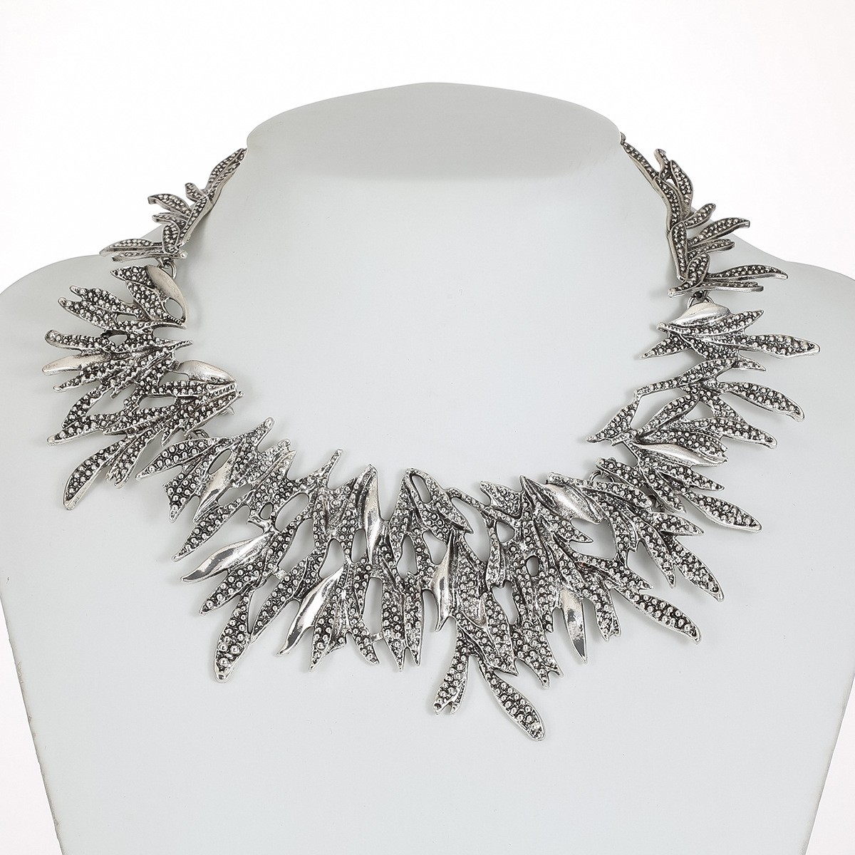 قلادة بتصميم ريترو أنيق ومبالغ - مراجعة Women'S Accessories Manufacturers وسعره