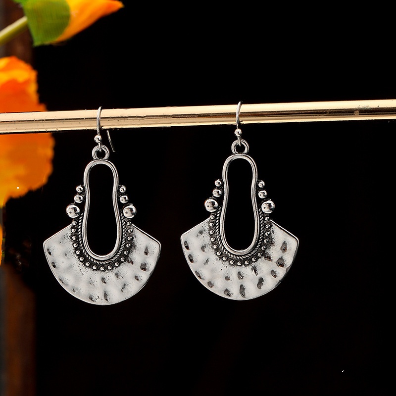 الأقراط المجوفة على شكل مروحة  - مراجعة Women'S Accessories Manufacturers وسعره