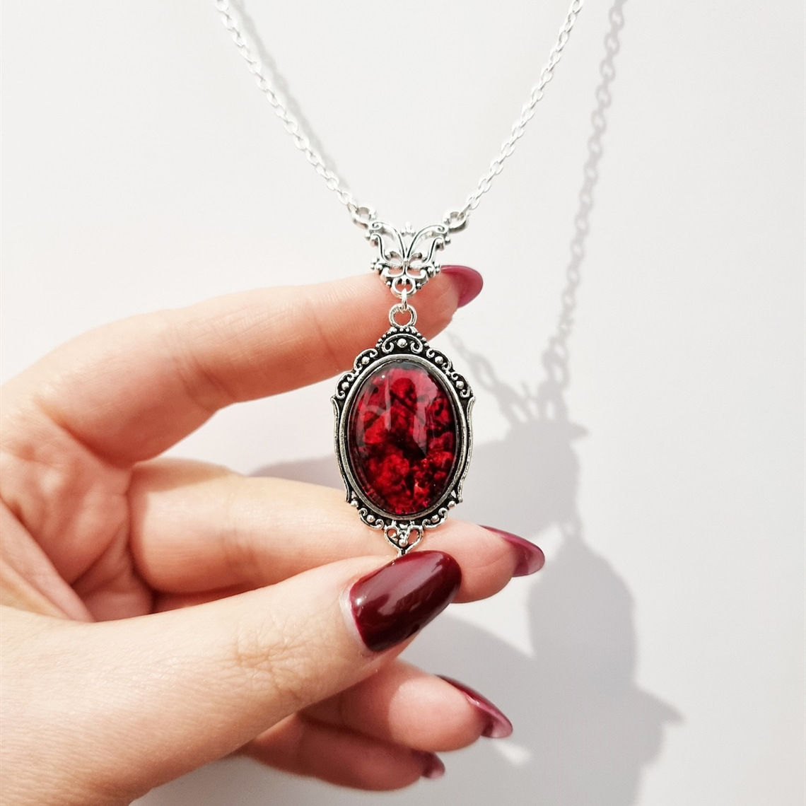 خمر القوطية الدم الأحمر الكوار - مراجعة Women'S Vampire Accessories وسعره