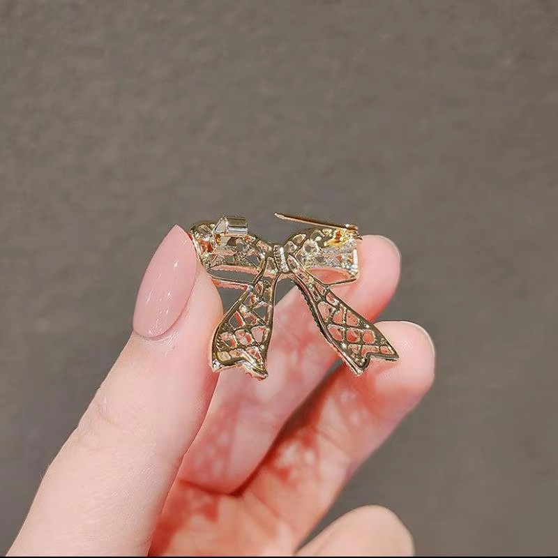 فاسق فتاة بروش 2025 نمط جديد ع - مراجعة Women'S Accessories Manufacturers وسعره